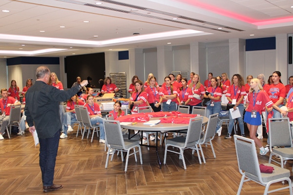 Volunteer - The Warren Center